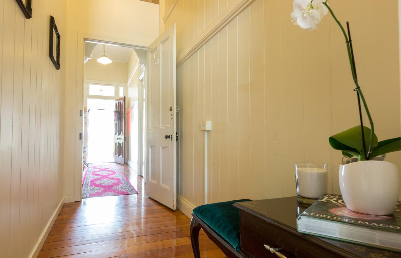 99 Kirkland Bed & Breakfast Brisbane Exterior photo
